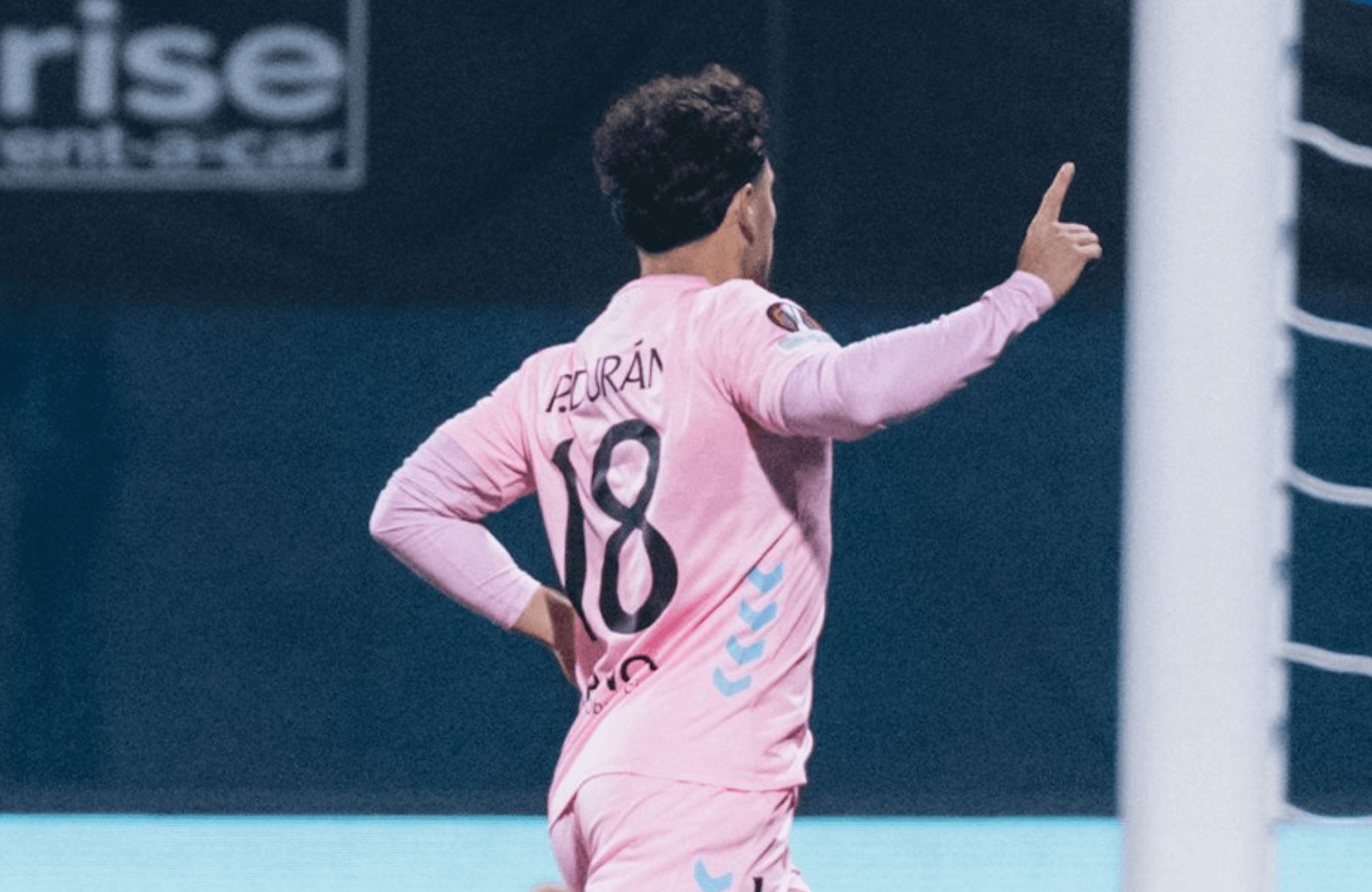 Pablo Durán celebra su gol al Dinamo Zagreb.