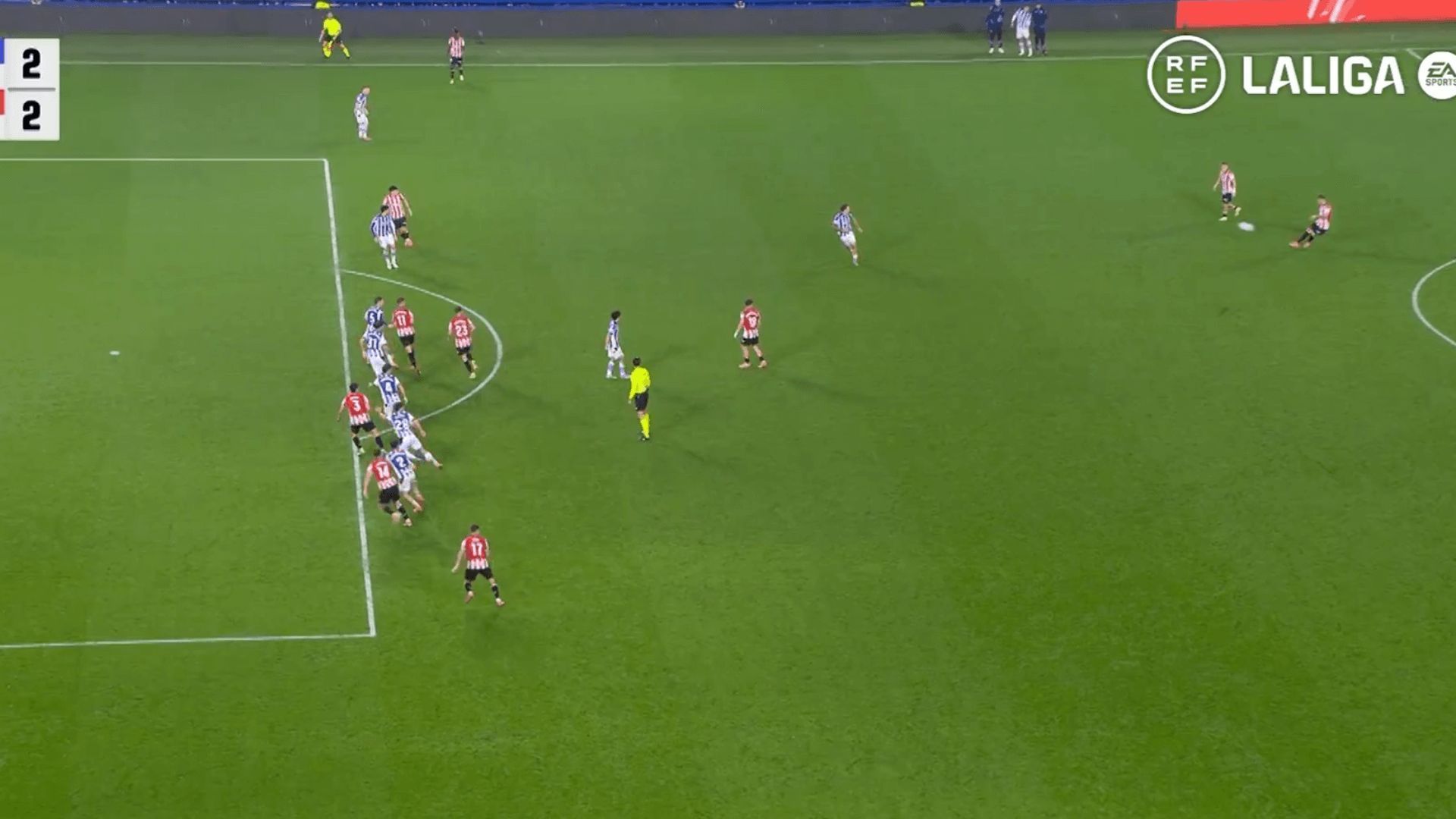  El gol de Robert Navarro, precedido de un fuera de juego posicional de Laporte.