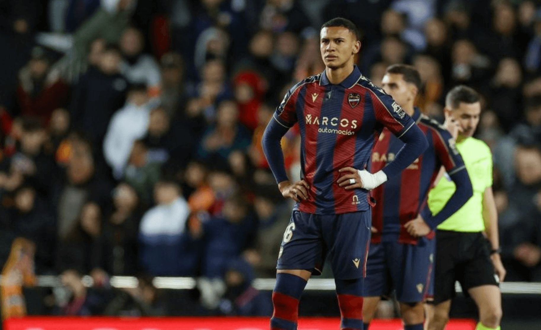  El Levante UD toca fondo en Mestalla