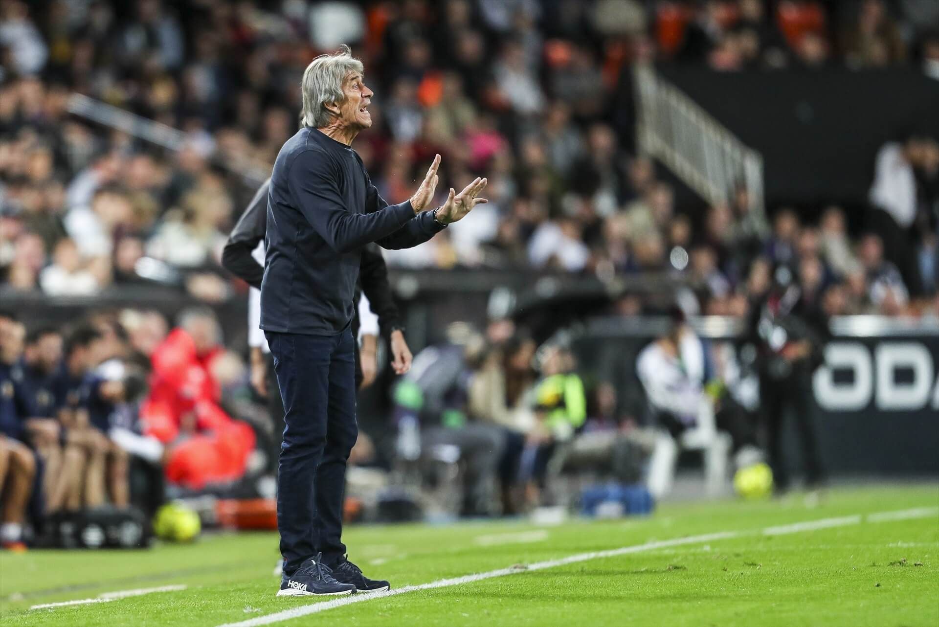  Manuel Pellegrini, ante el Valencia.