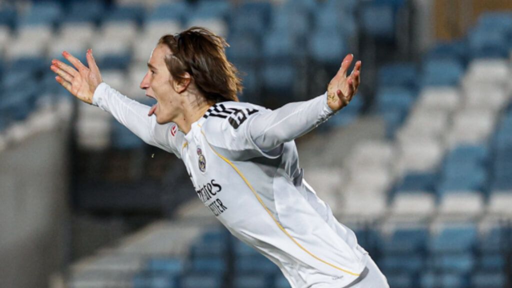  Joan Martínez celebra un gol