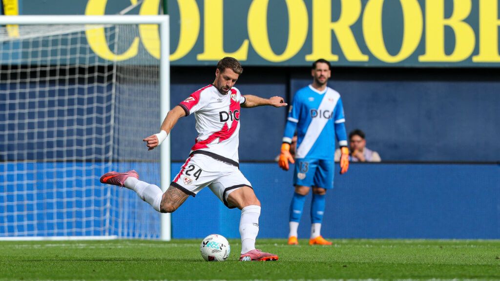  Florian Lejeune jugando con el Rayo Vallecano (Europa Press)