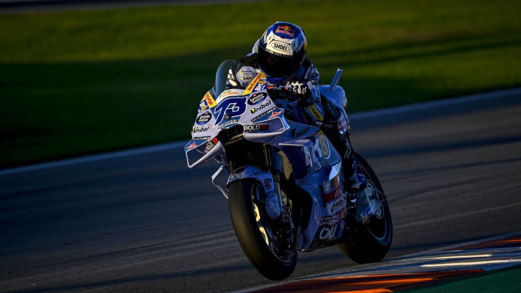  Álex Márquez, durante los test de Valencia de MotoGP.
