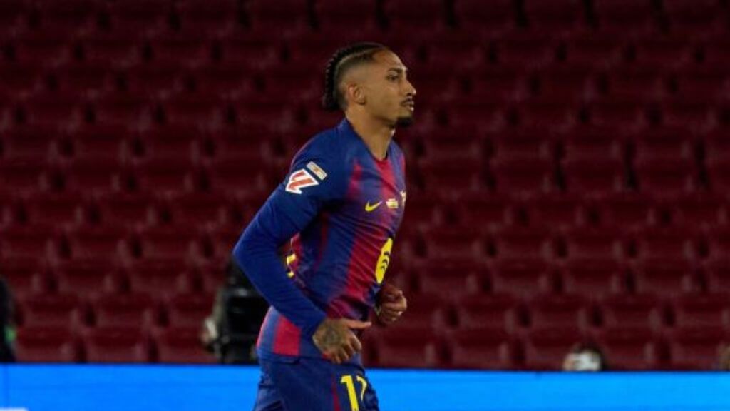  Raphinha tiene un duro rival para el extremo zurdo en Ferran Torres (foto: LALIGA).