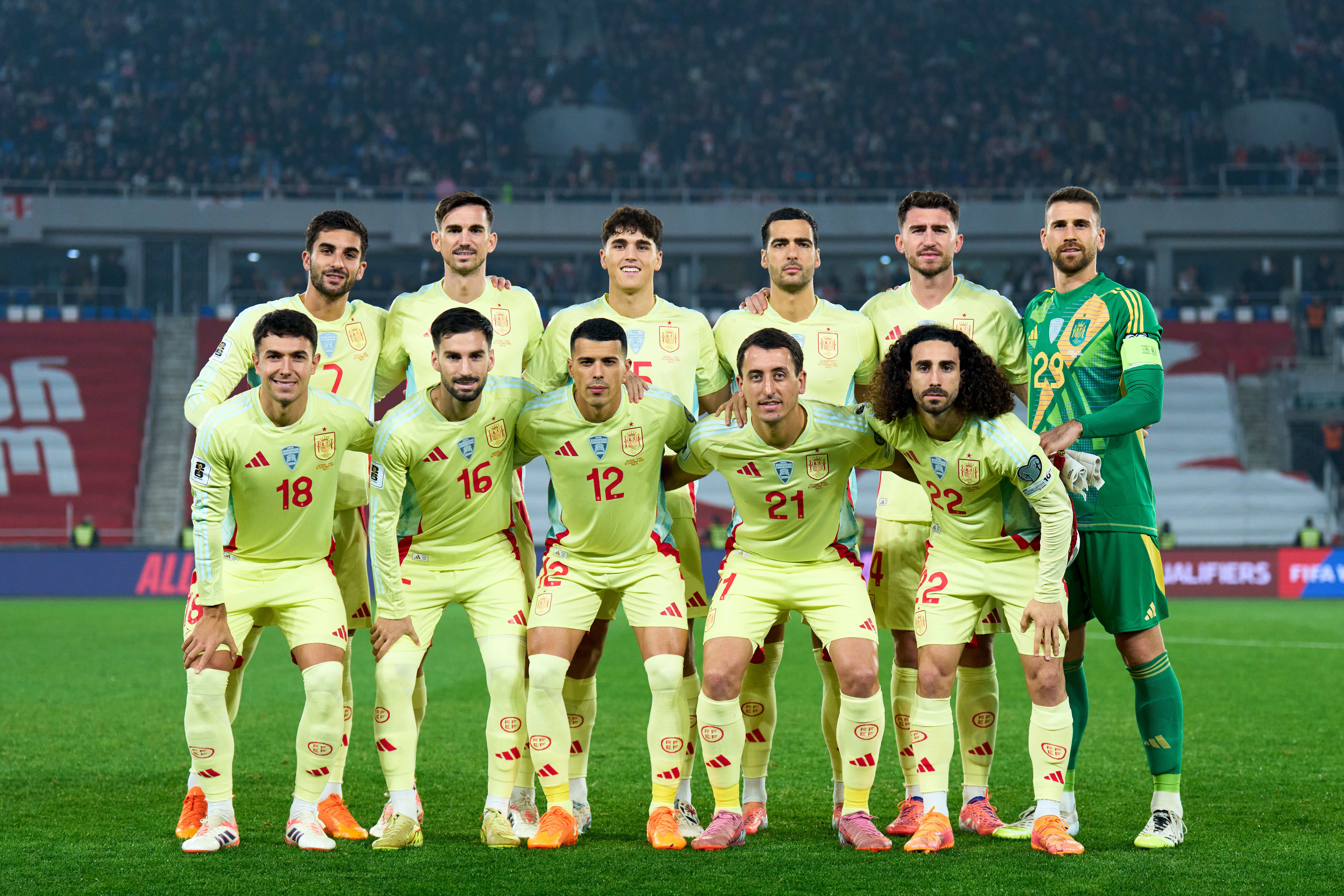  Once inicial de España en casa de Georgia.