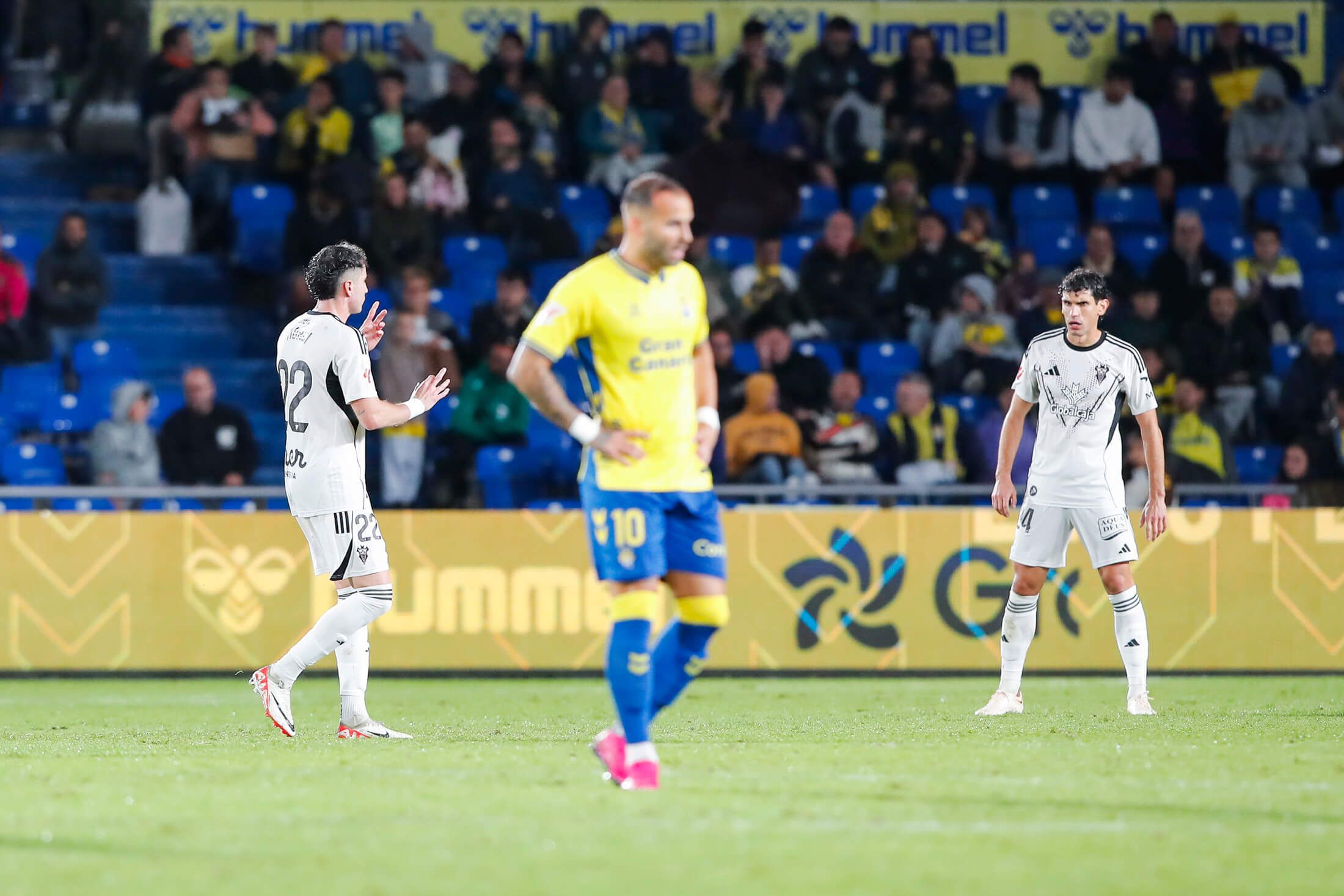  Jon Morcillo celebra su gol en el Las Palmas-Albacete.