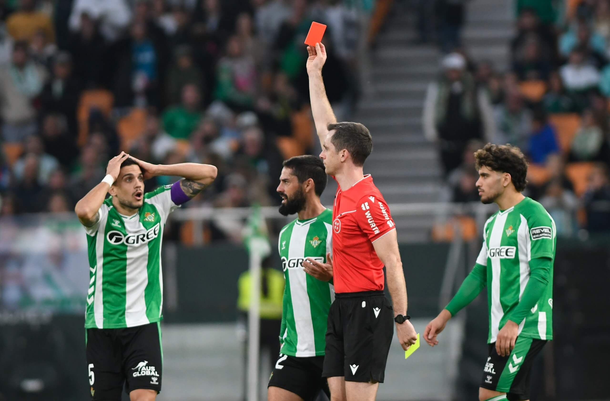 Antony, expulsado ante el Girona.