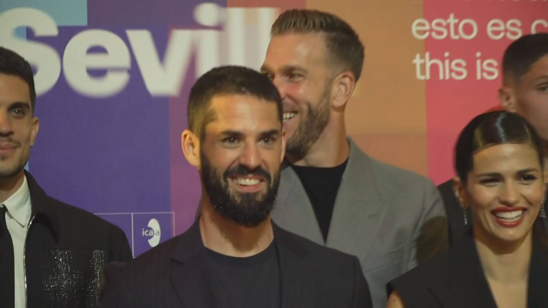  El Betis en pleno, con Isco en la proyección de 'En Silencio'.