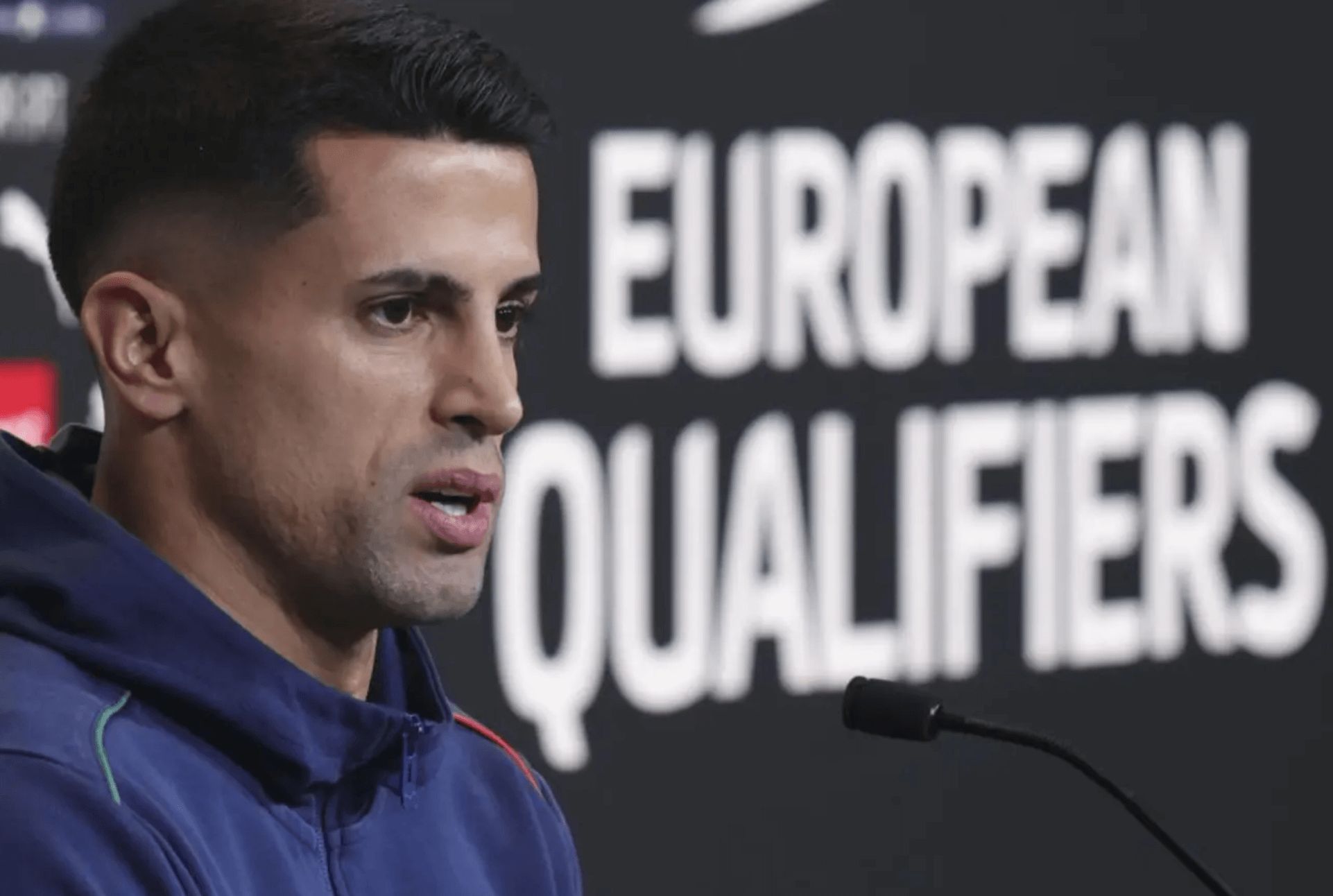  Joao Cancelo