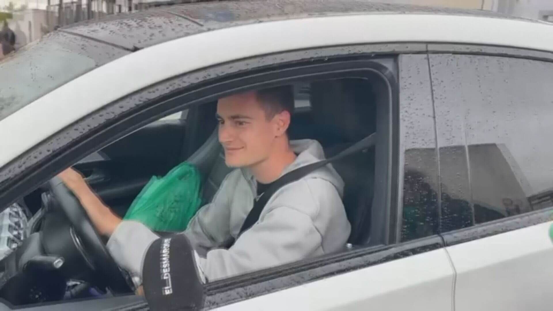  Jorge de Frutos, a la salida de la ciudad deportiva del Rayo Vallecano.