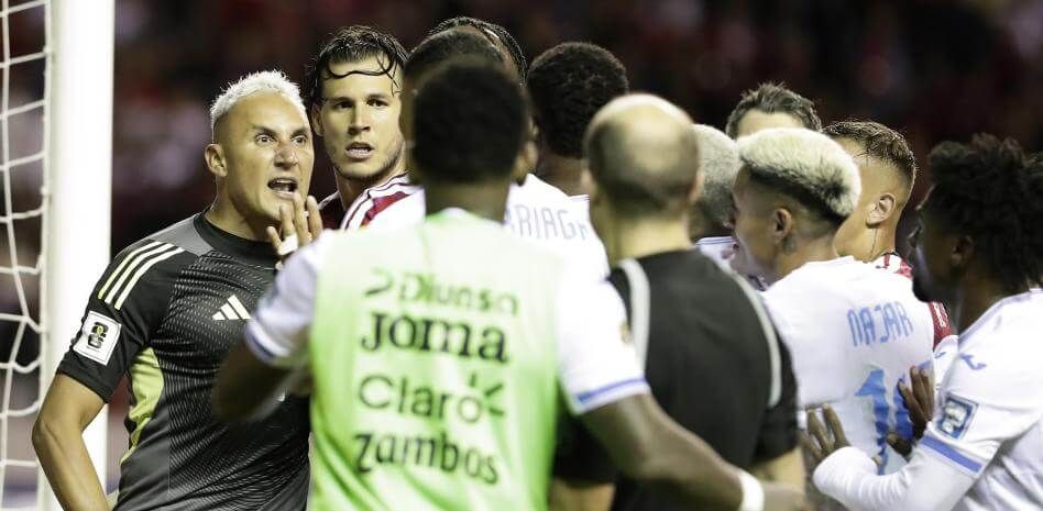  Keylor Navas durante el partido salvó a Costa Rica ante la Honduras de Arriaga
