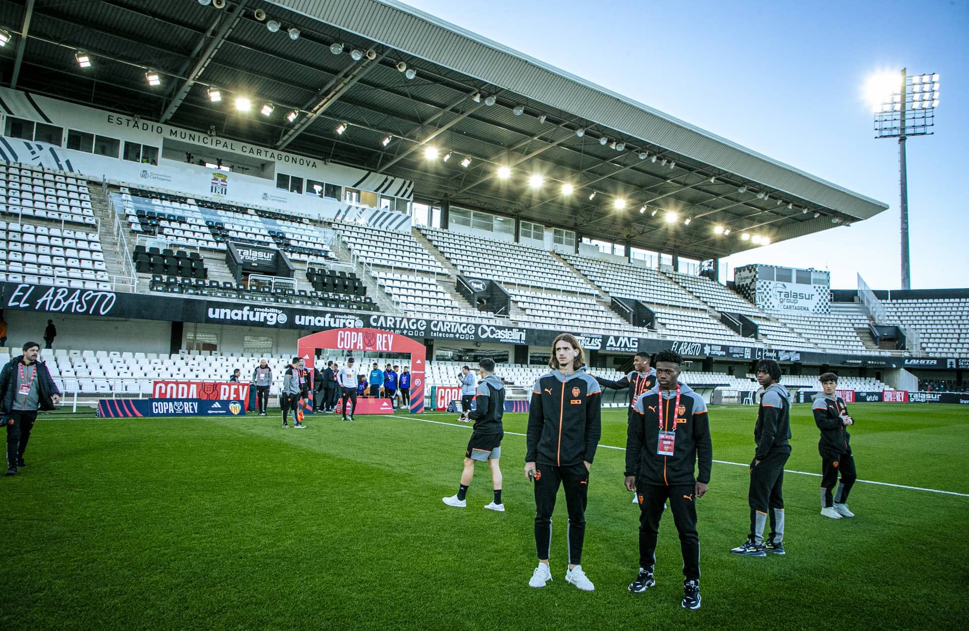  Los jugadores, antes del FC Cartagena - Valencia CF.