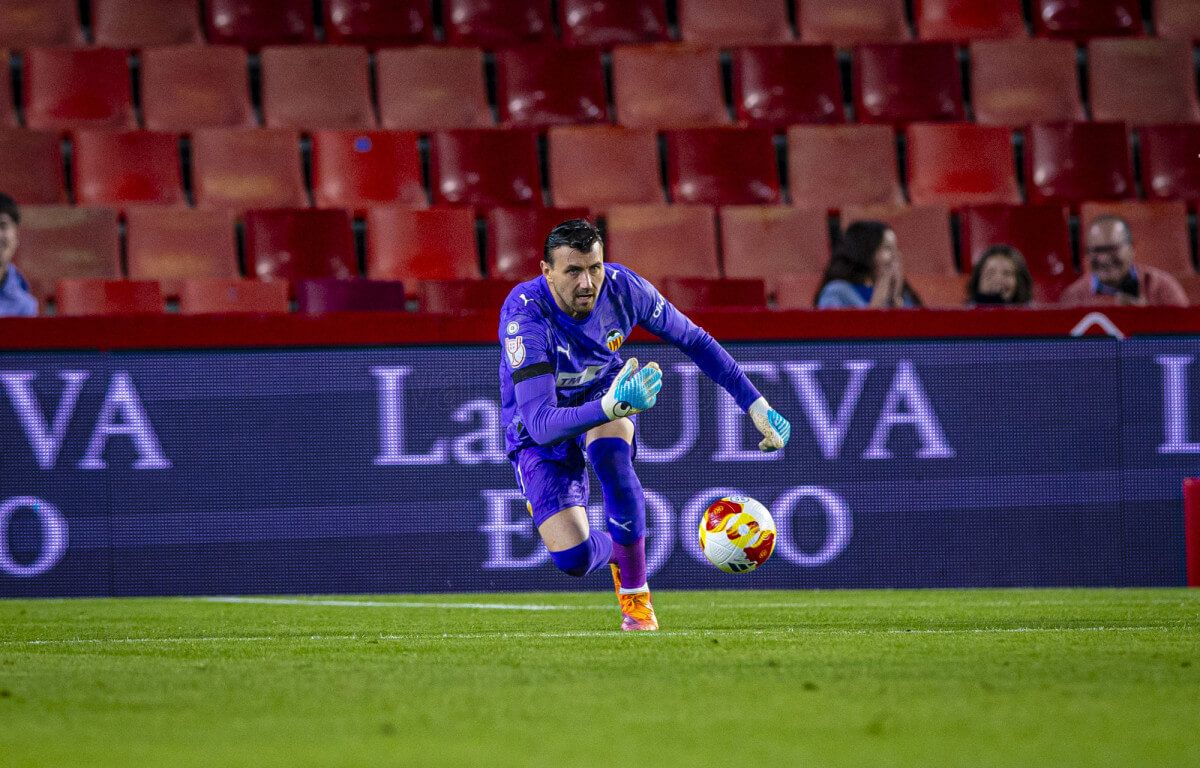  Stole Dimitrievski en el Maracena - Valencia CF