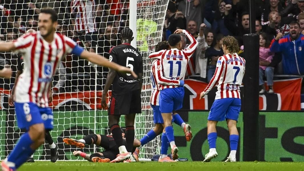  Nianzou, en el Atlético-Sevilla.