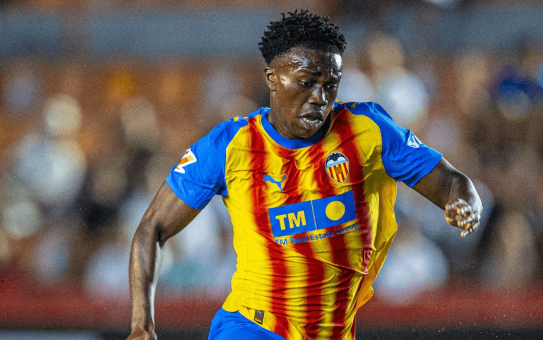  David Otorbi en pretemporada con el primer equipo