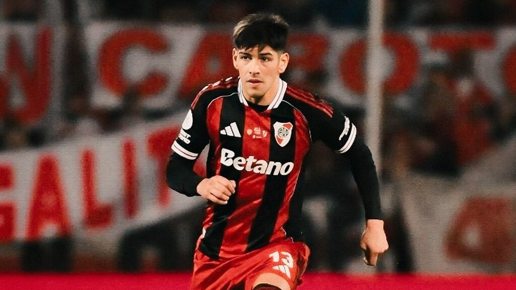 Lautaro Rivero en un partido de River (Instagram)