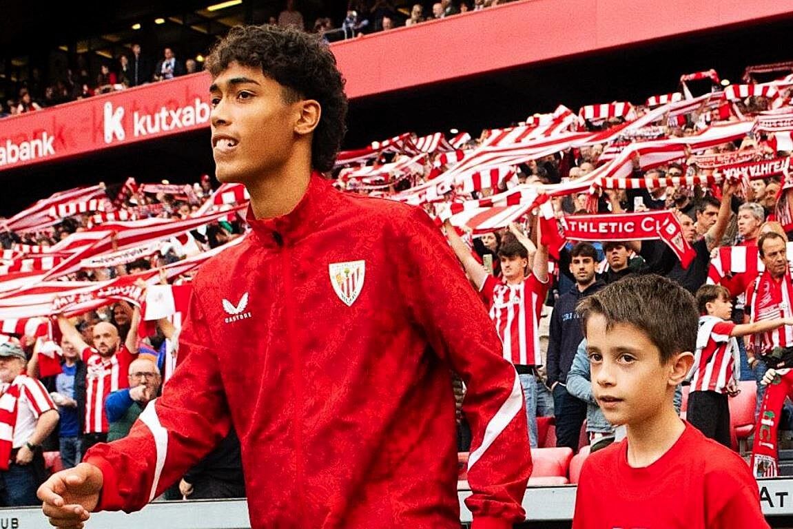  Selton Sued sale para ser titular ante el Oviedo en San Mamés.