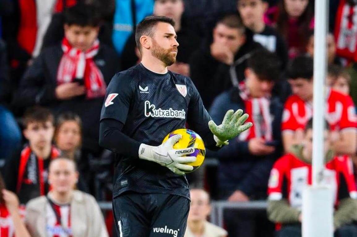  Acción de calma de Unai Simón ante el CD Leganés en San Mamés.