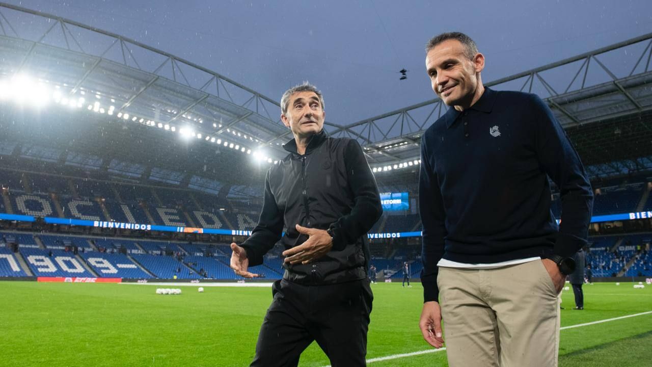  Ernesto Valverde y Sergio Francisco hablan en Anoeta.