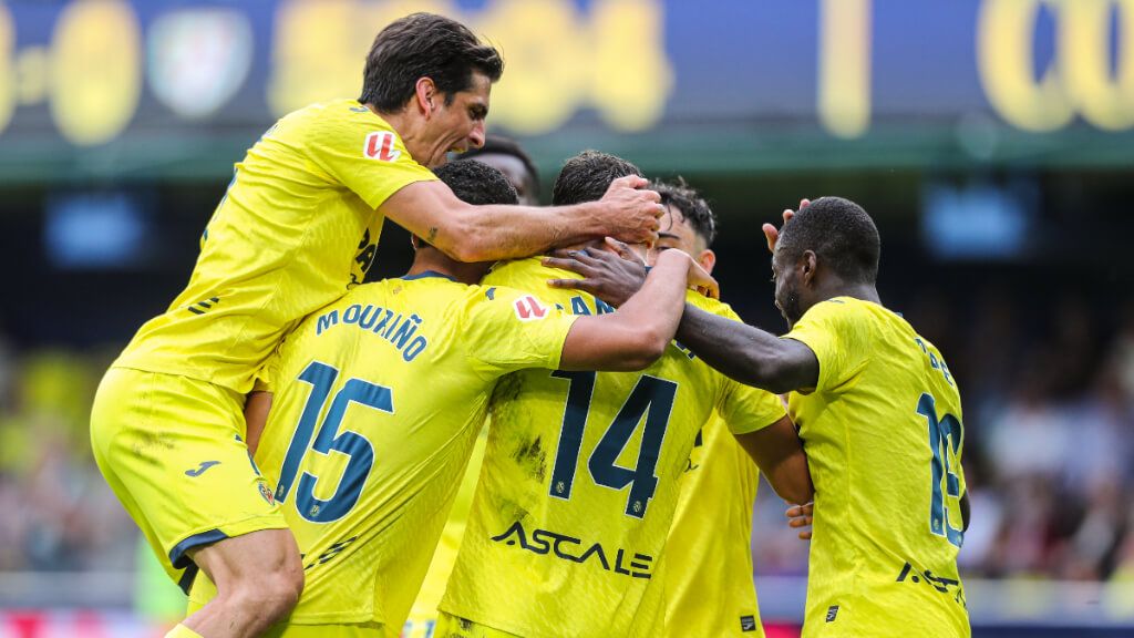  Los jugadores del Villarreal celebrando un gol (Fuente: Europa Press)
