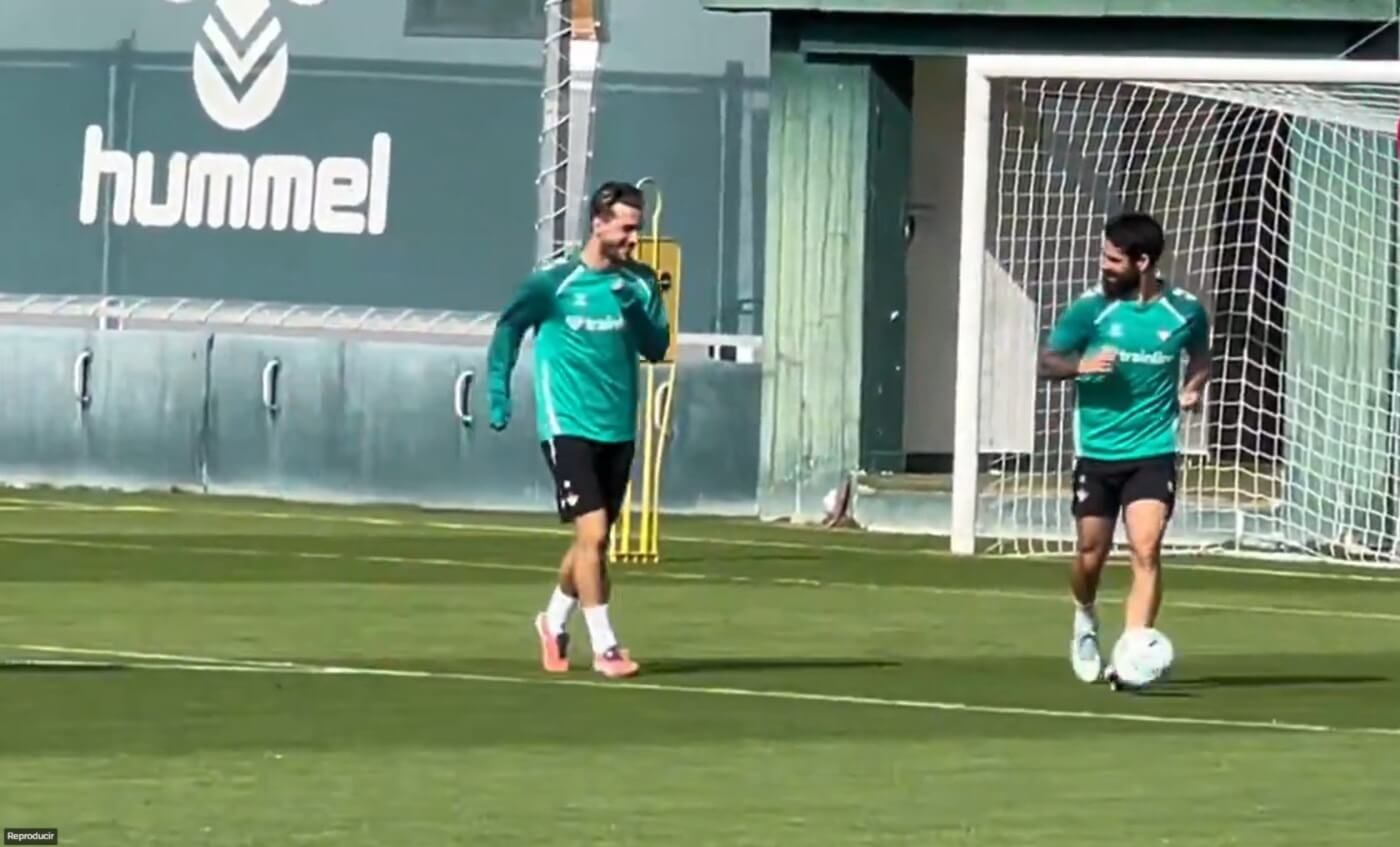  Isco Alarcón, junto a Lo Celso