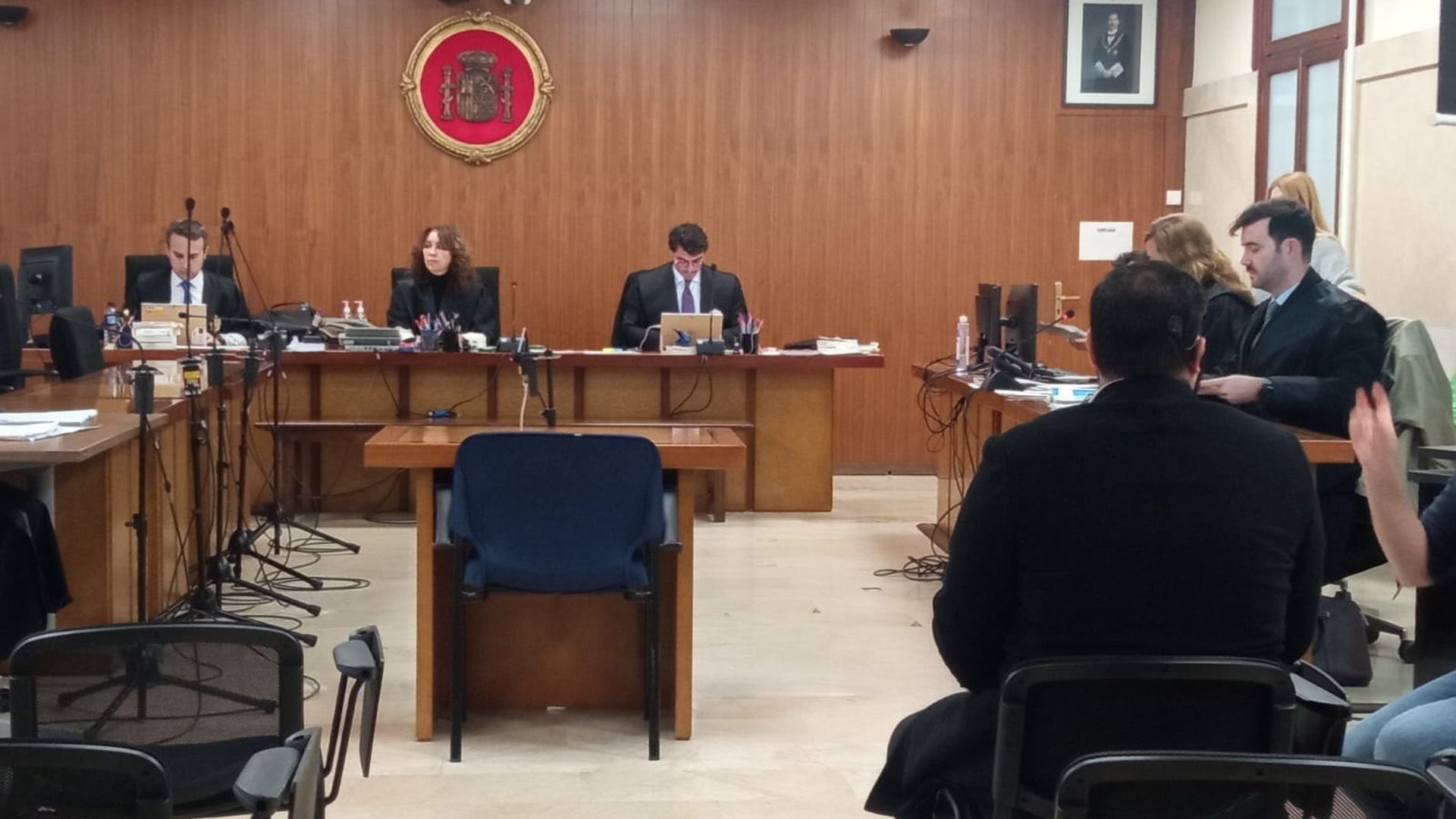 A juicio un hombre acusado de violar a su sobrina de 11 años en Palma: "Si buscas novio, te mato. Tú eres muy guapa"