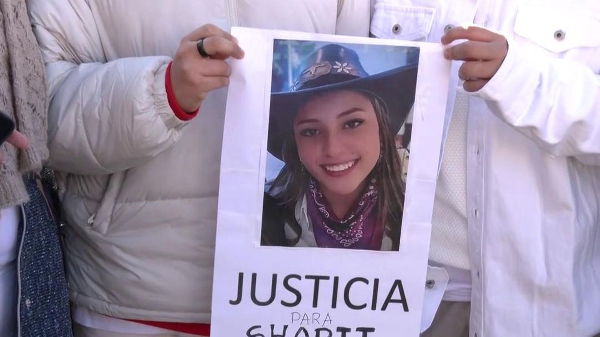 Las incógnitas de las muertes de Roshmed y Sharif: los padres de una de ellas las encontraron Las incógnitas de las muertes de Roshmed y Sharif: los padres de una de ellas las encontraron