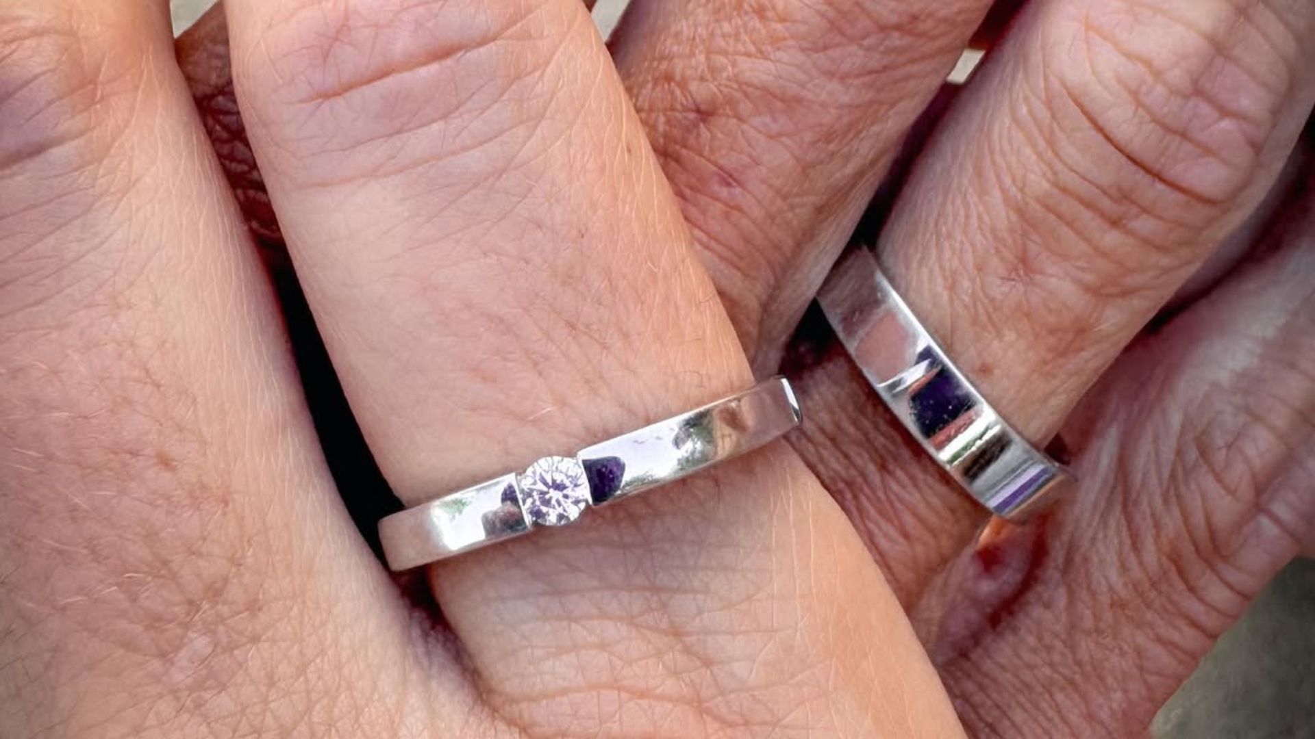 Los anillos de la boda de Dani Ku