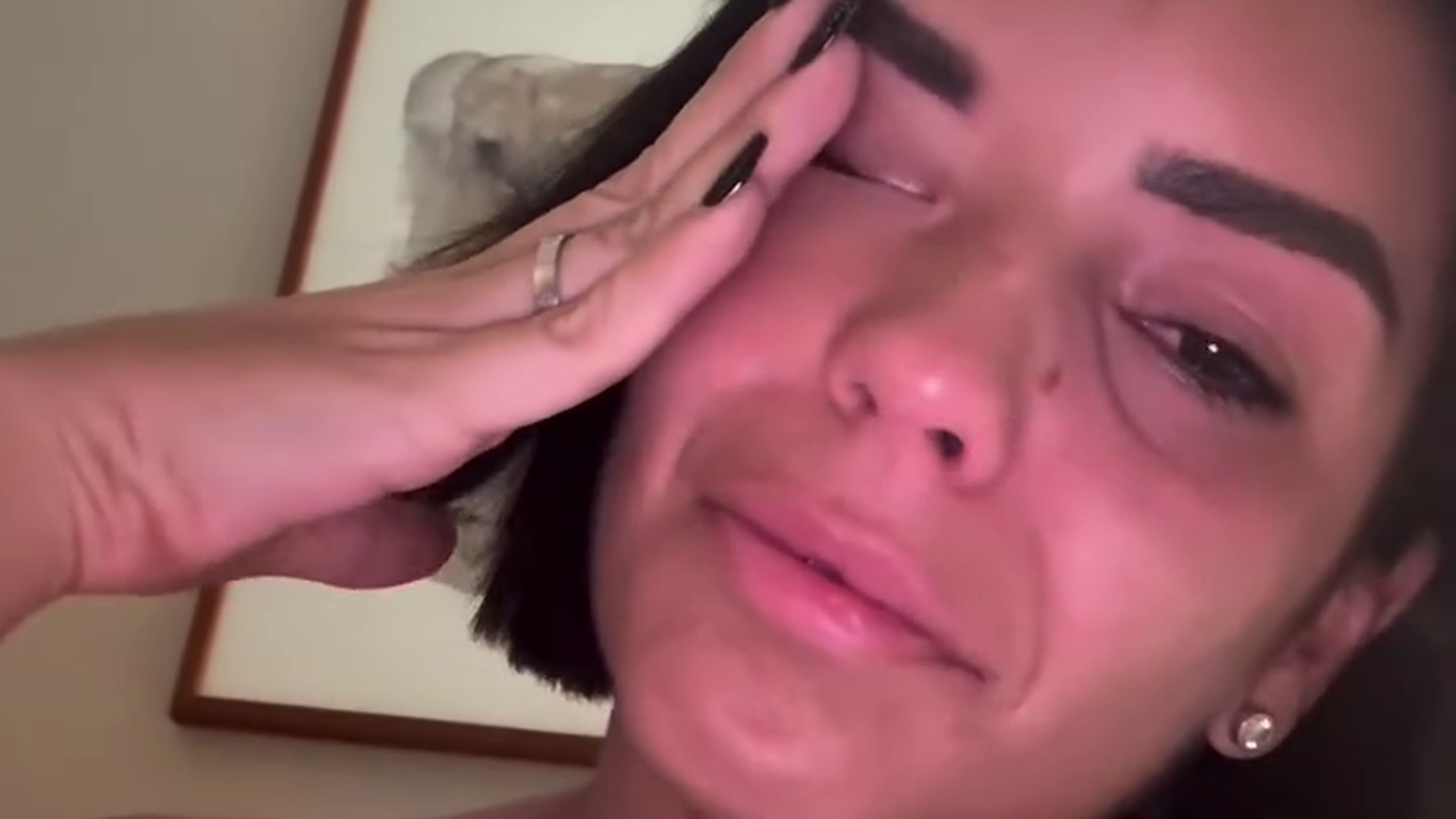 Anita Williams, llorando