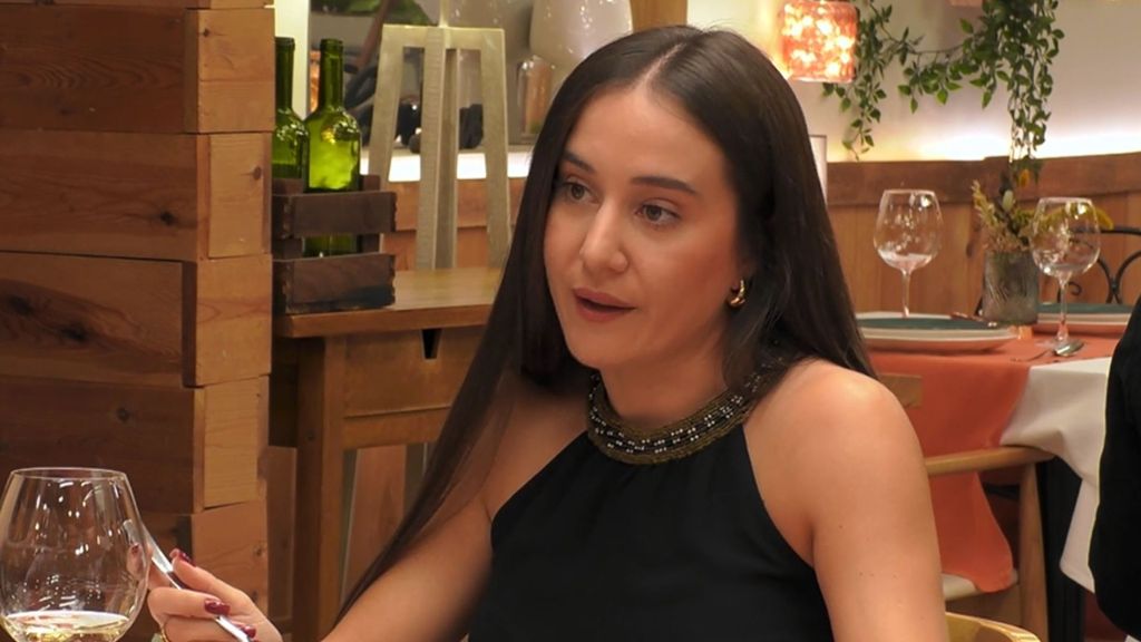 El motivo por el que una soltera siente rechazo al conocer a su cita de 'First Dates': "Búscate otro trabajo"