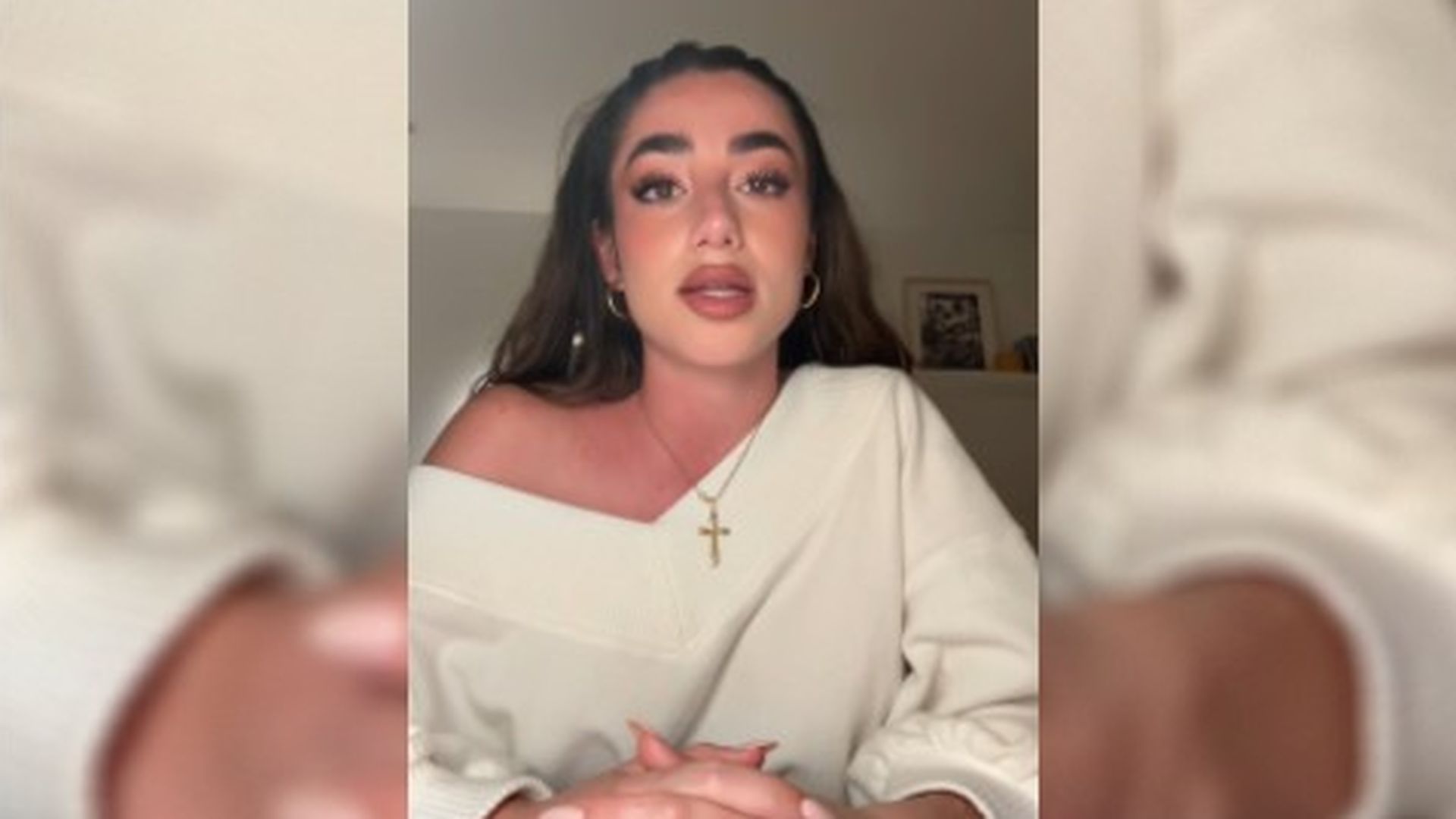La influencer Lola Lolita denuncia una situación de acoso que vivió en el aeropuerto de Gran Canaria: "Con esta mano me masturbo”