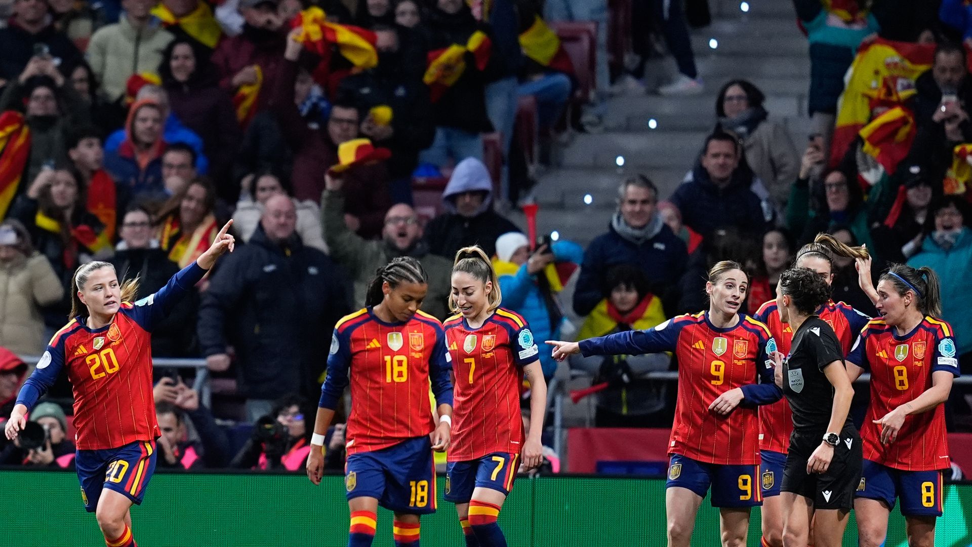 La selección española femenina derrota a Alemania en el Metropolitano y vuelve a conquistar la Liga de Naciones