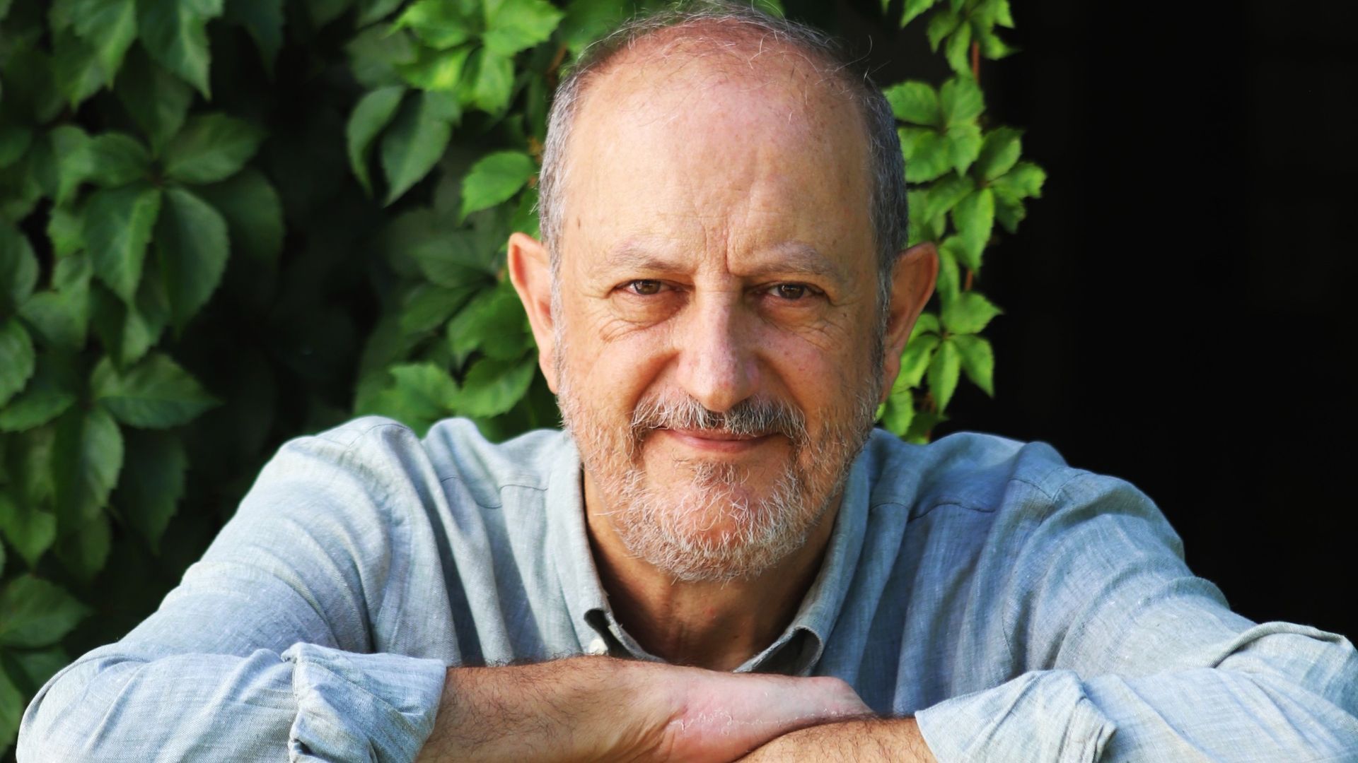 Nicolás Olea, doctor en Medicina, catedrático emérito en la Universidad de Granada y autor del libro '80 recomendaciones para evitar tóxicos'