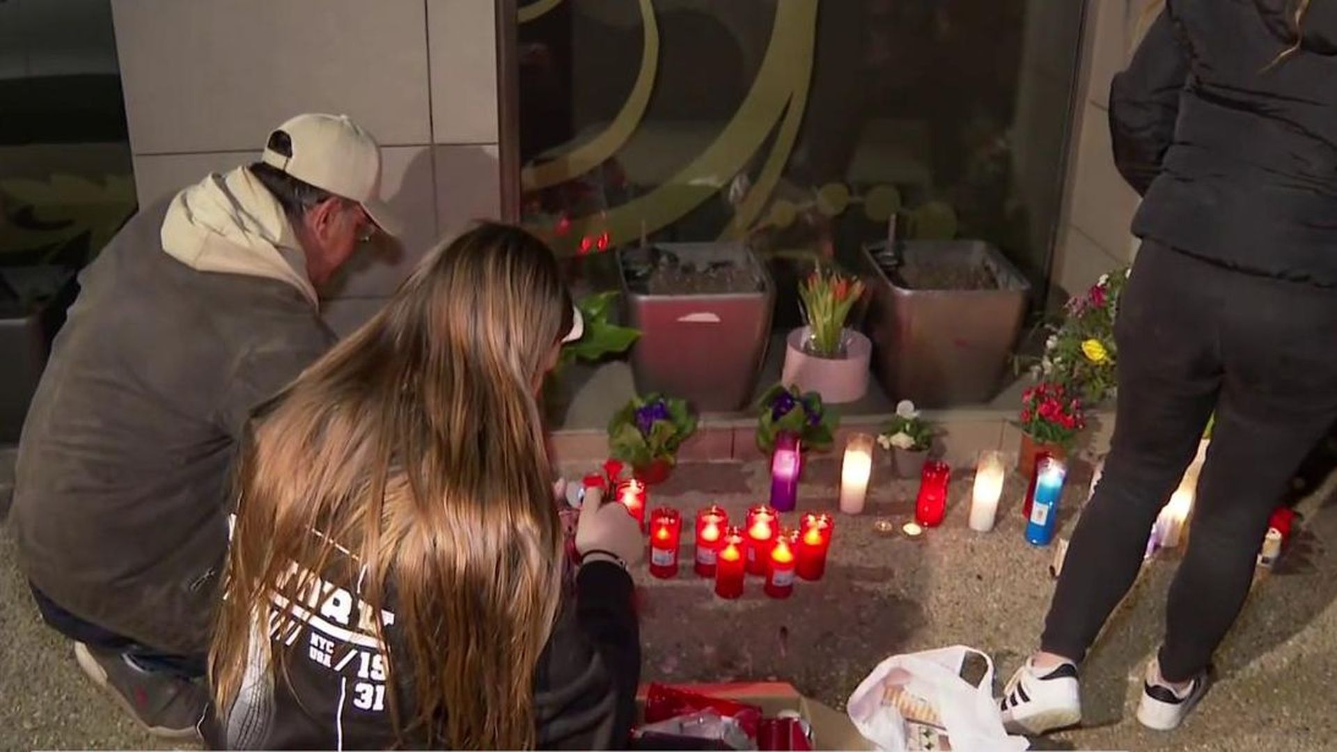 ¿Qué hay tras los suicidios de menores?: "La sobreprotección es maltrato" ¿Qué hay tras los suicidios de menores?: "La sobreprotección es maltrato"