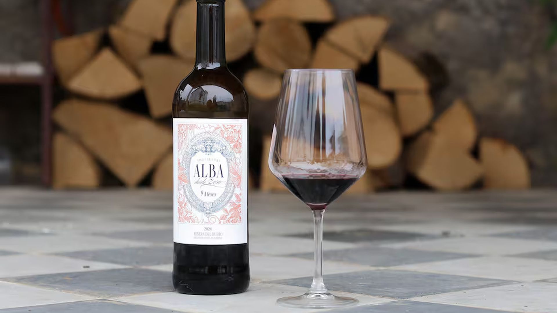 Alba Abiega desde Zero, el mejor vino tinto de 2024 según la Guía Vinos Gourmets 2026
