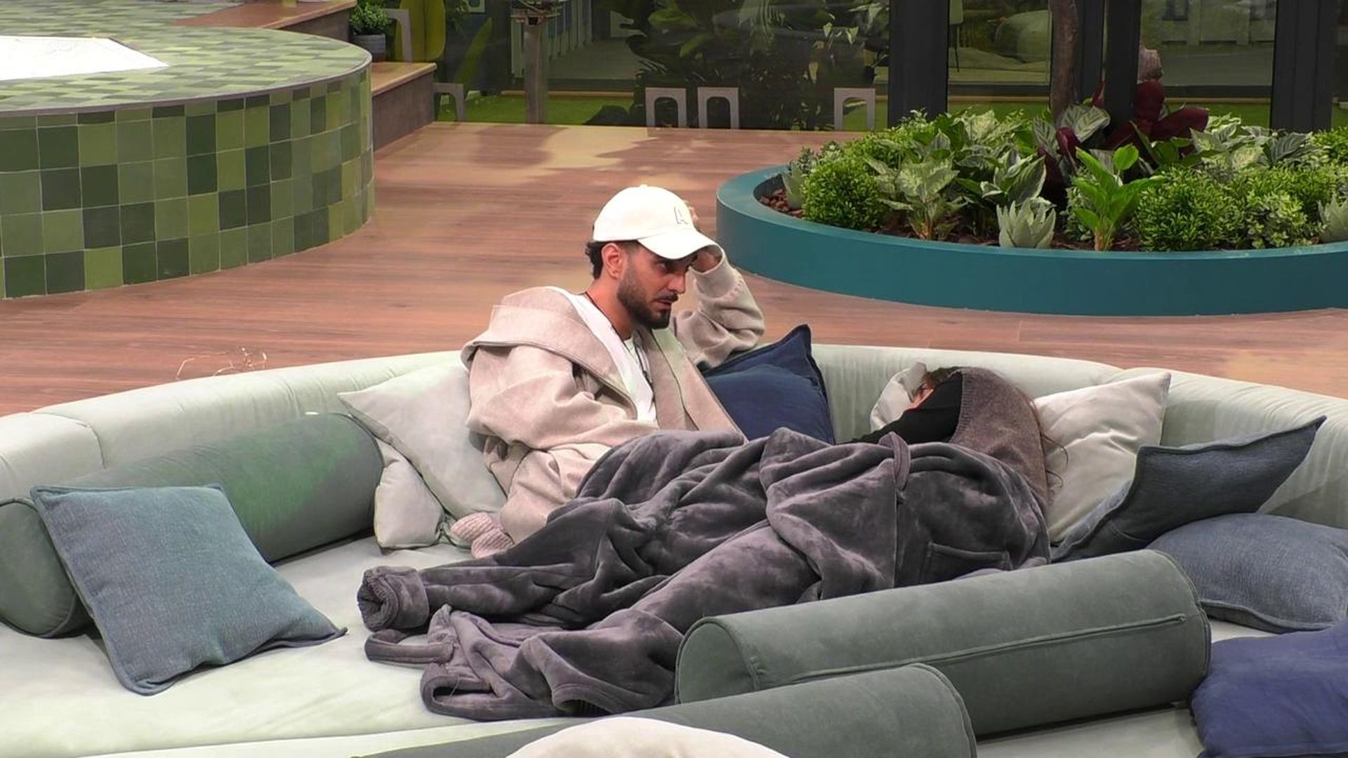 Aquilino se sincea con Paula