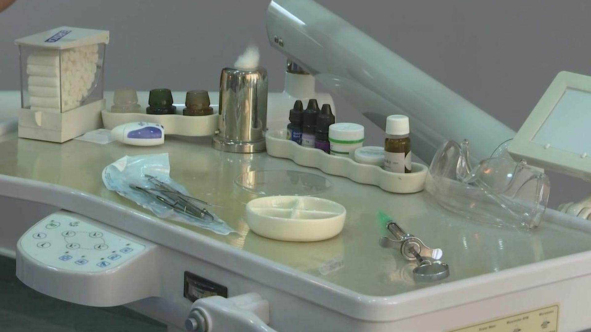 Cuándo aplicar la anestesia intravenosa en el dentista: "Para reducir la ansiedad o cirugías de cierta duración"