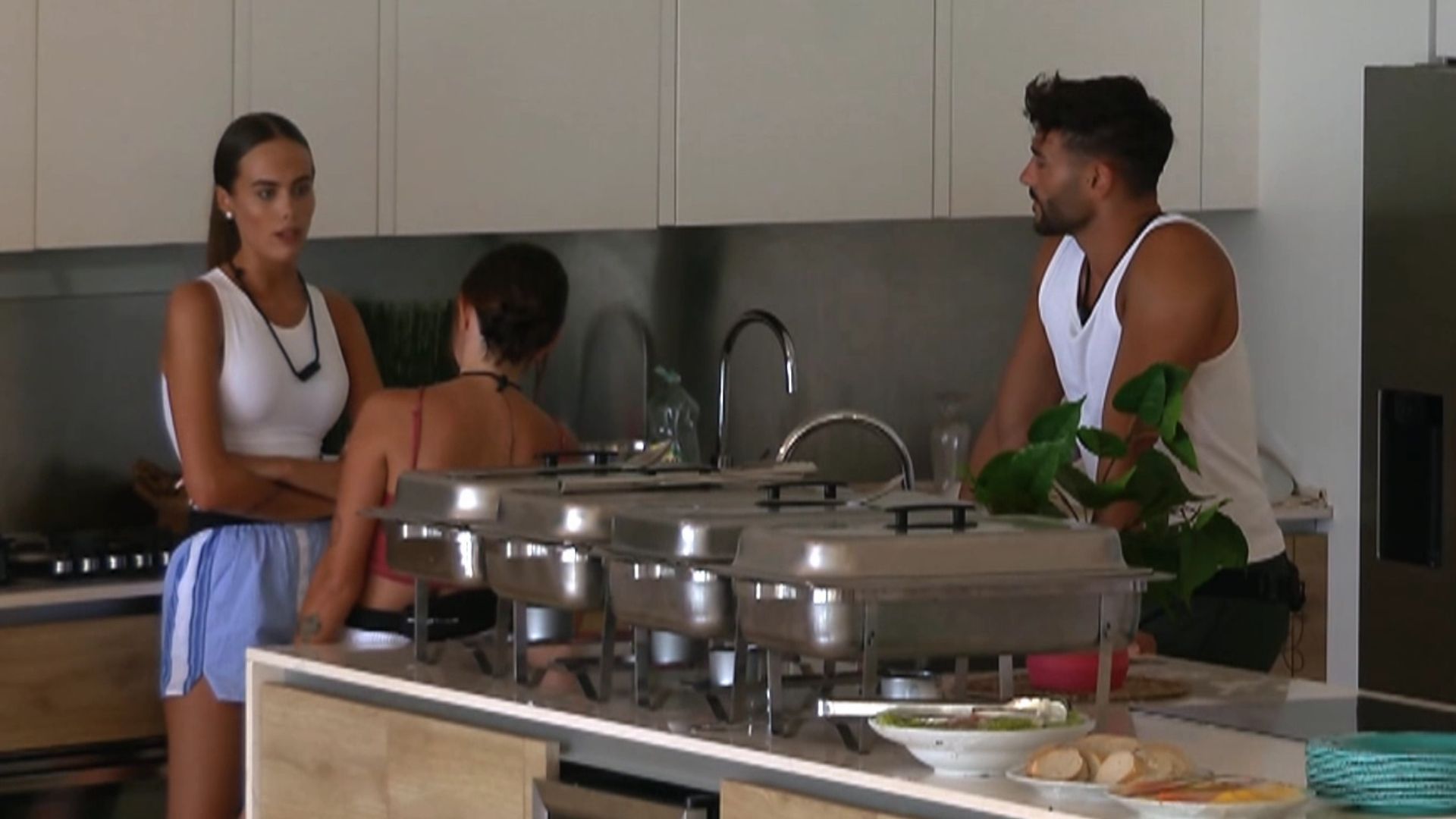 Andrea confiesa a Sandra qué tentadores de 'La isla de las tentaciones 9' son su prototipo