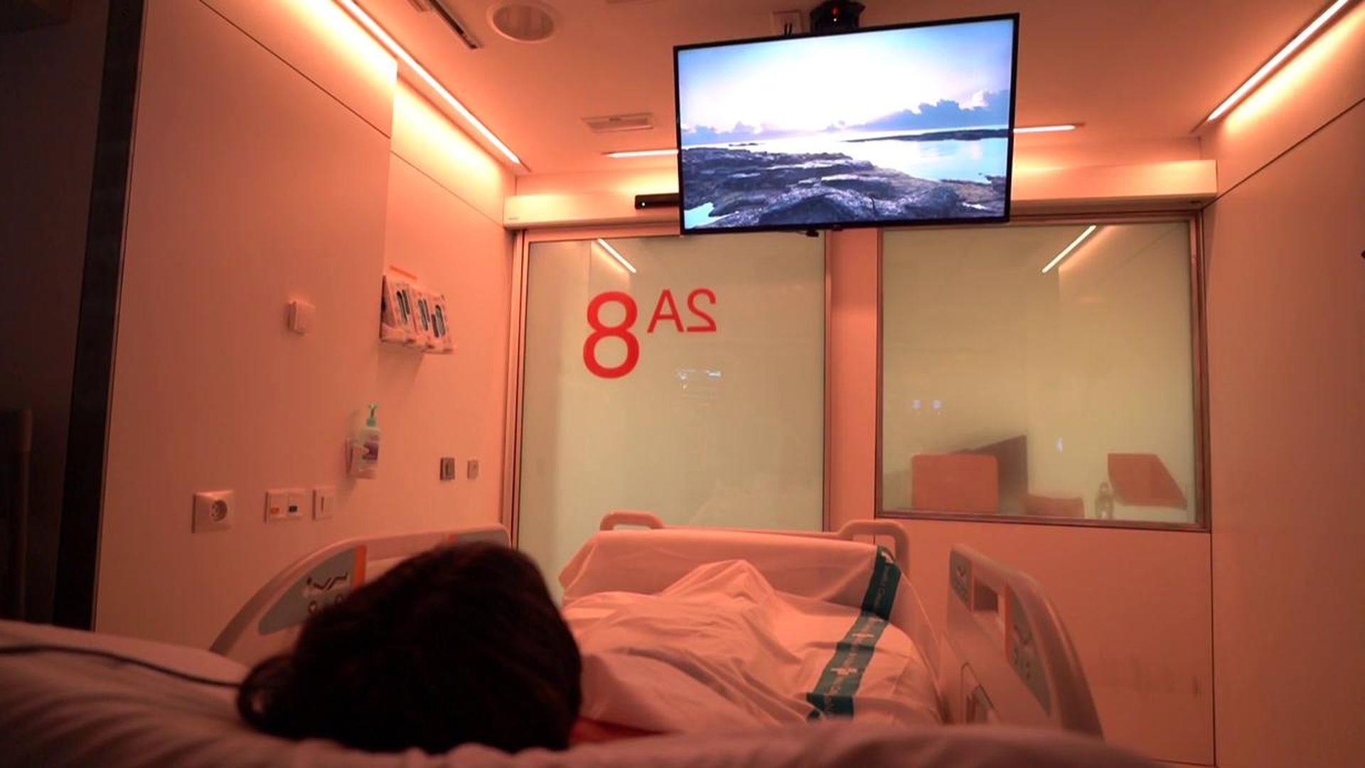 La apuesta revolucionaria del Hospital Bellvitge de Barcelona: boxes multisensoriales que reducen la repercusión del ingreso