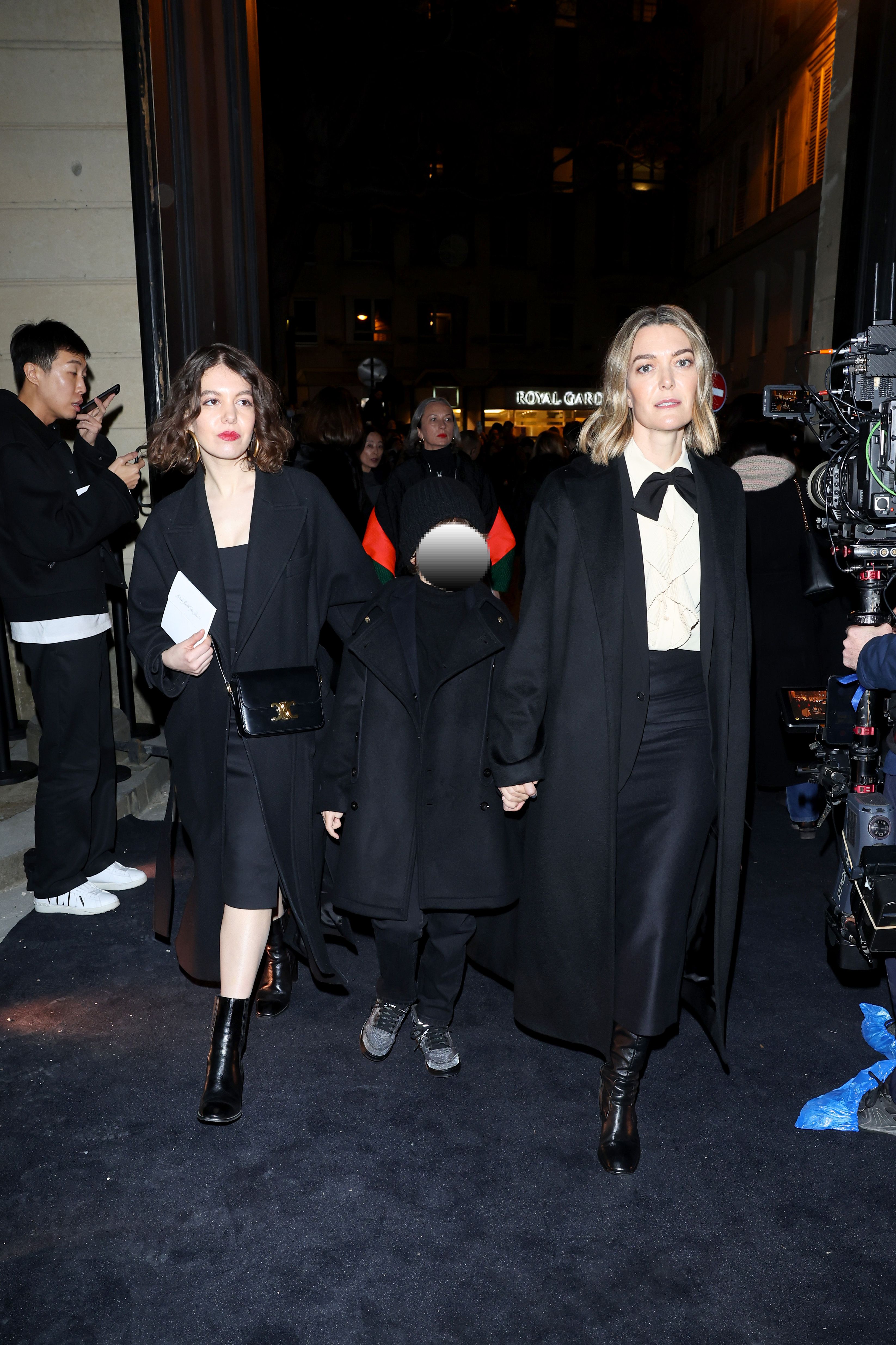 Marta Ortega con esmoquin y falda