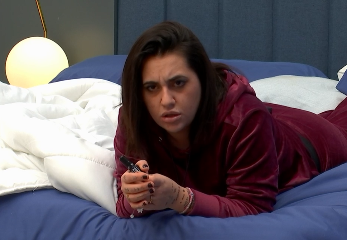 Rocío opina sobre Aroa