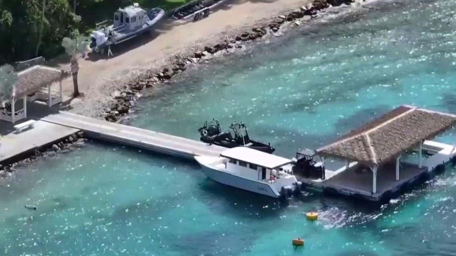 A la isla de los pedófilos de Epstein solo se podía llegar en transporte privado