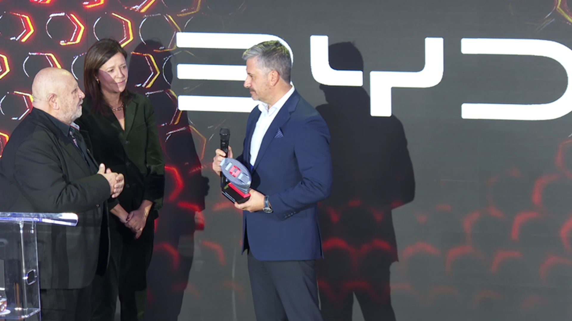 Premio MQC al Mejor Marca de Vehículos Enchufables: BYD