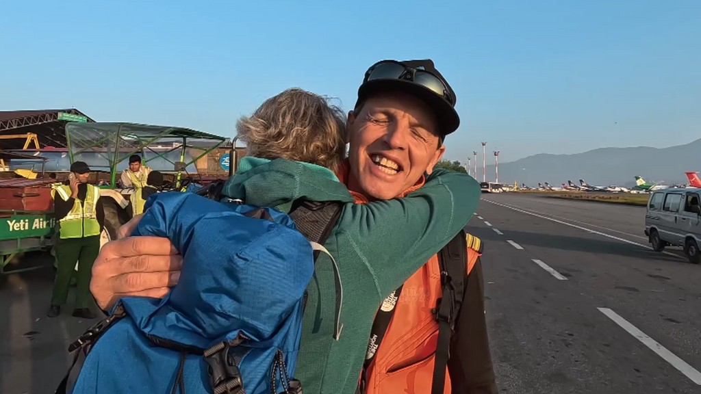 El momento más especial de Jesús Calleja al volver al Himalaya y encontrarse con un gran amigo