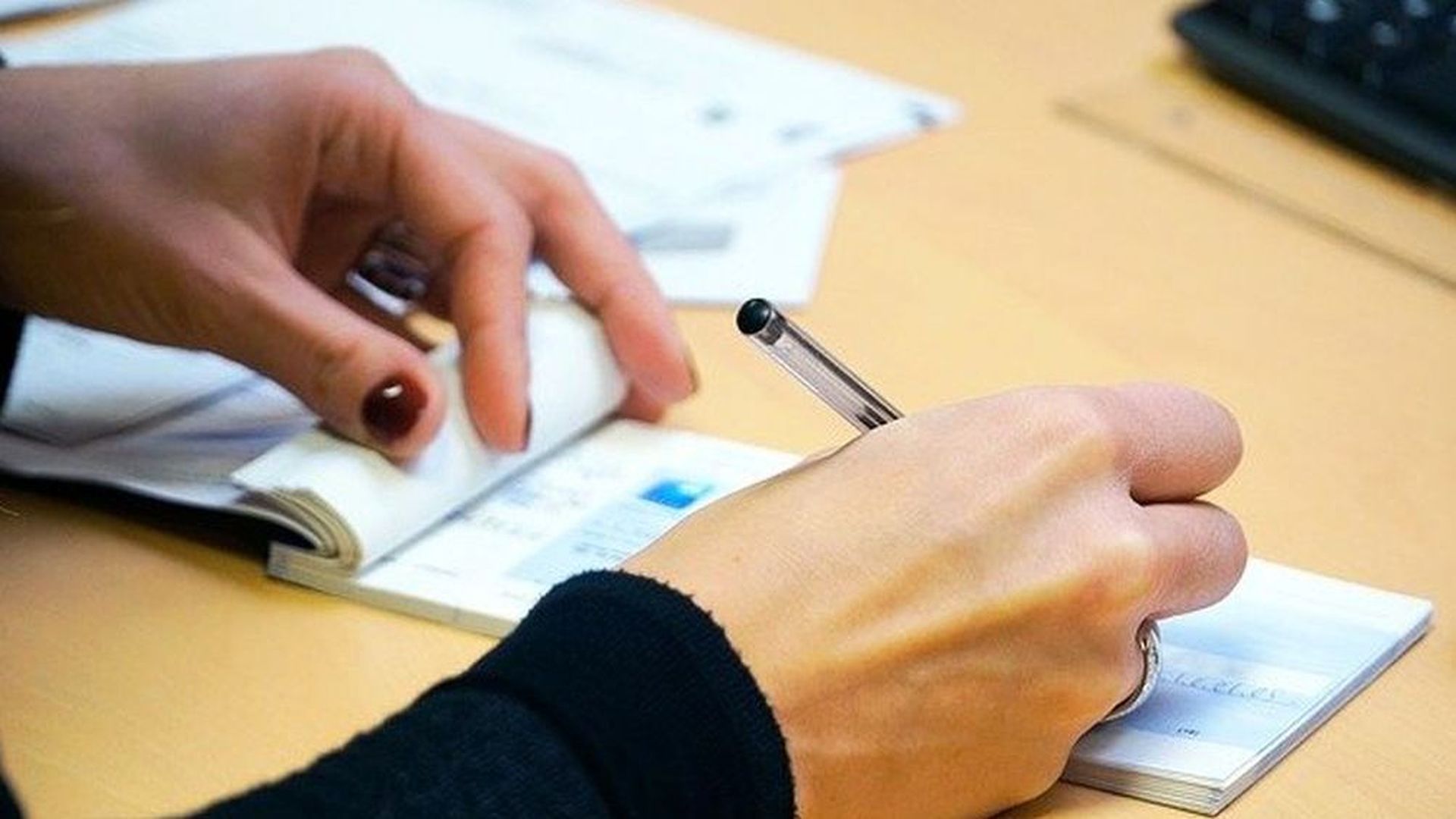 clipping KRqox4 a189