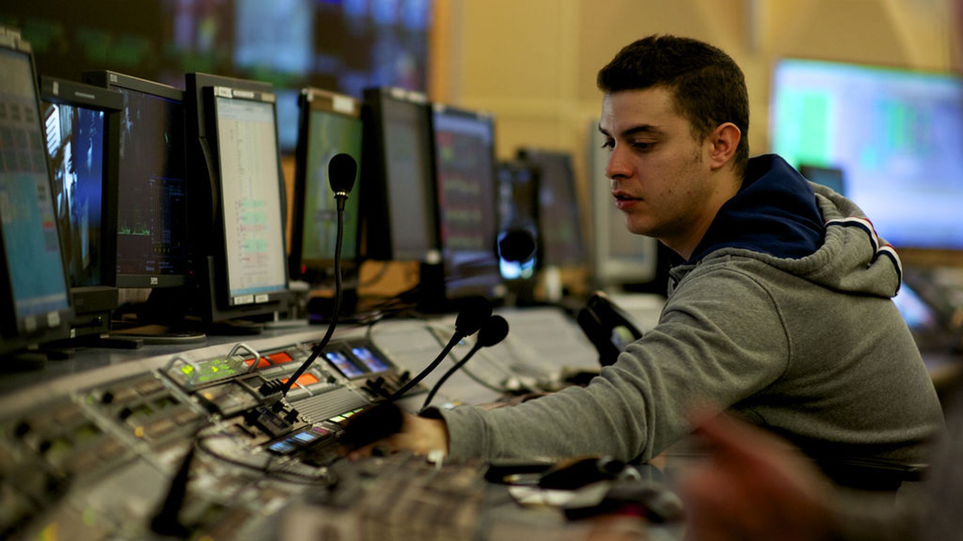 control_central2_86c0