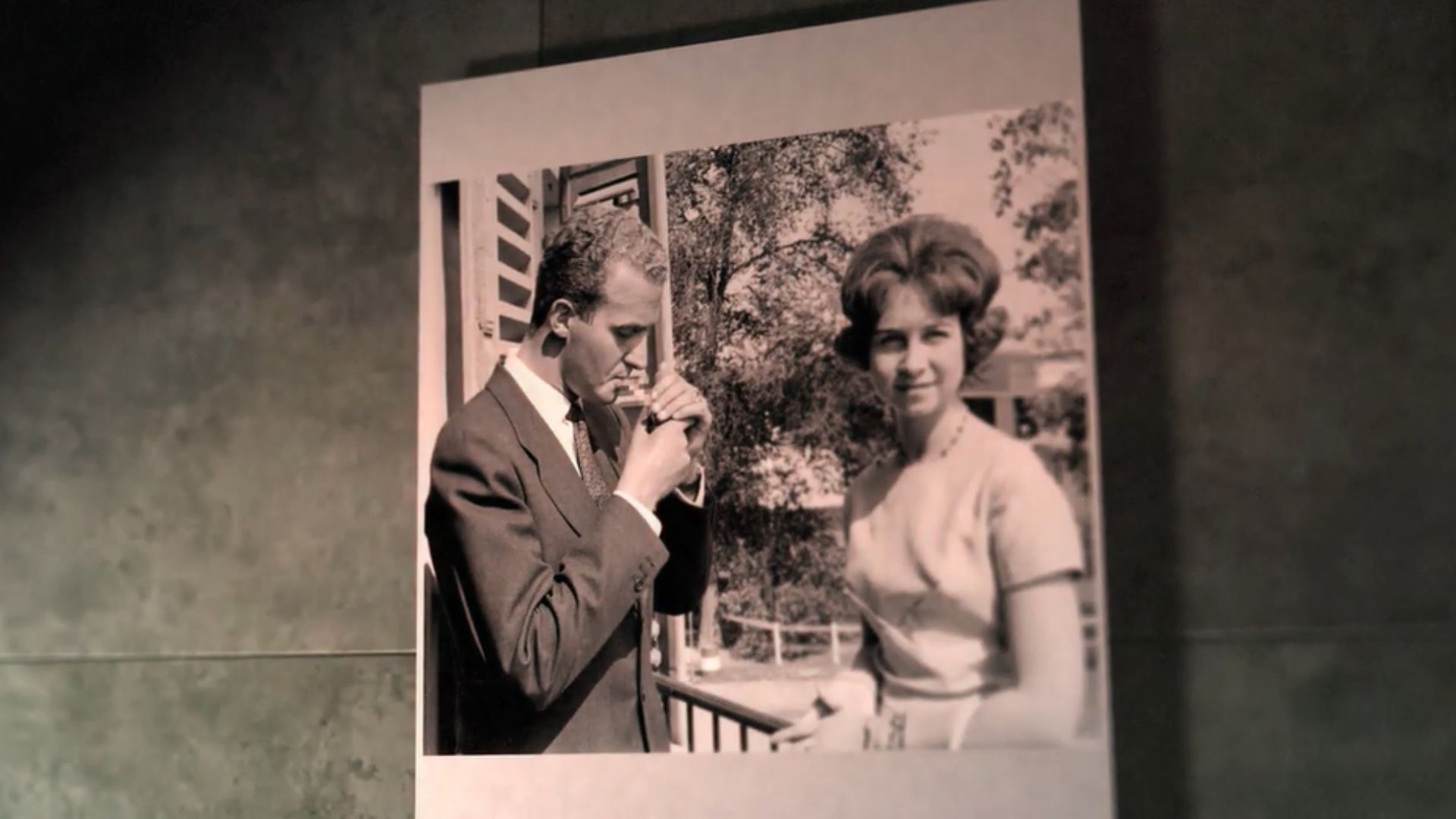 Expertos analizan en 'El precio de' la verdadera realidad del matrimonio de la reina Sofía y el emérito: "Ella ha sido una sufridora"