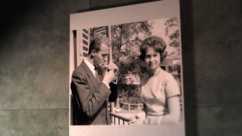 Expertos analizan en 'El precio de' la verdadera realidad del matrimonio de la reina Sofía y el emérito: "Ella ha sido una sufridora"