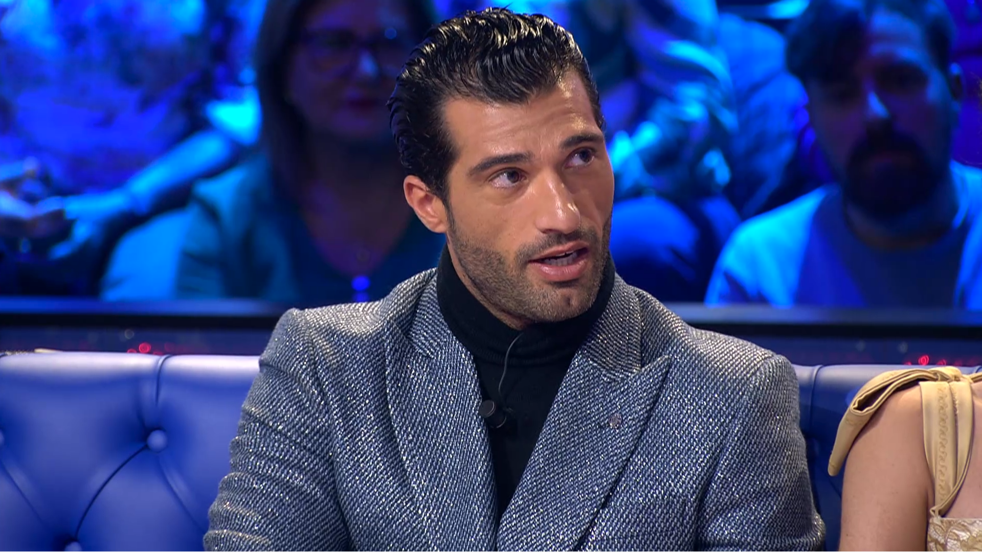 La confesión de Michael que ha hecho estallar a Carmen Alcayde: "Me dijo que fuera a la cena con Albert porque a España le gustaba eso" La confesión de Michael que ha hecho estallar a Carmen Alcayde: "Me dijo que fuera a la cena con Albert porque a España le gustaba eso"