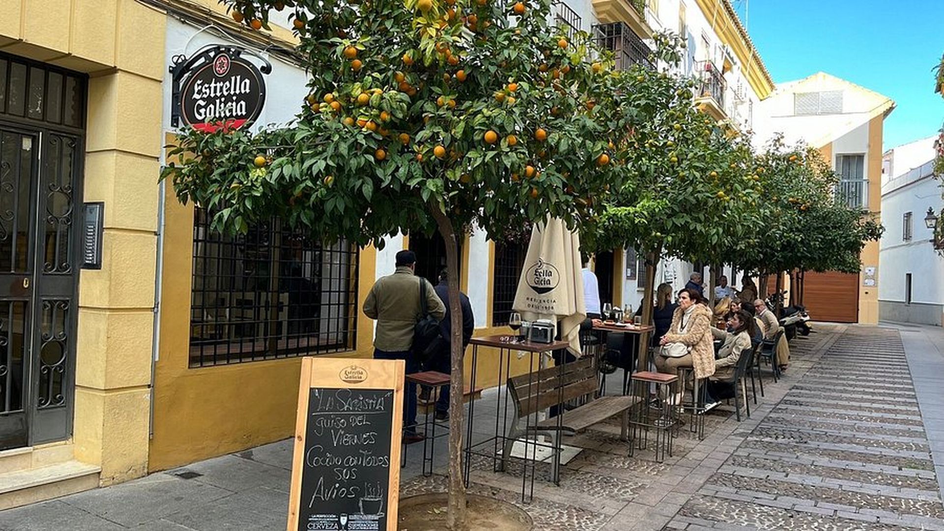 La Junta multa con 15.000 euros a la taberna de Córdoba que sirvió montaditos de pringá intoxicados